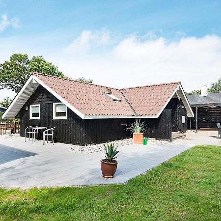 4 Person Holiday Home In Esbjerg V Hjerting Dış mekan fotoğraf