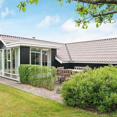 4 Person Holiday Home In Esbjerg V Hjerting Dış mekan fotoğraf